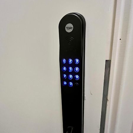 Old Town Apartment - Self Check In Выру Экстерьер фото
