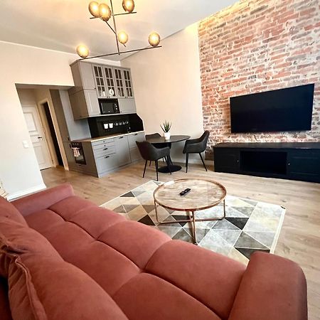 Old Town Apartment - Self Check In Выру Экстерьер фото